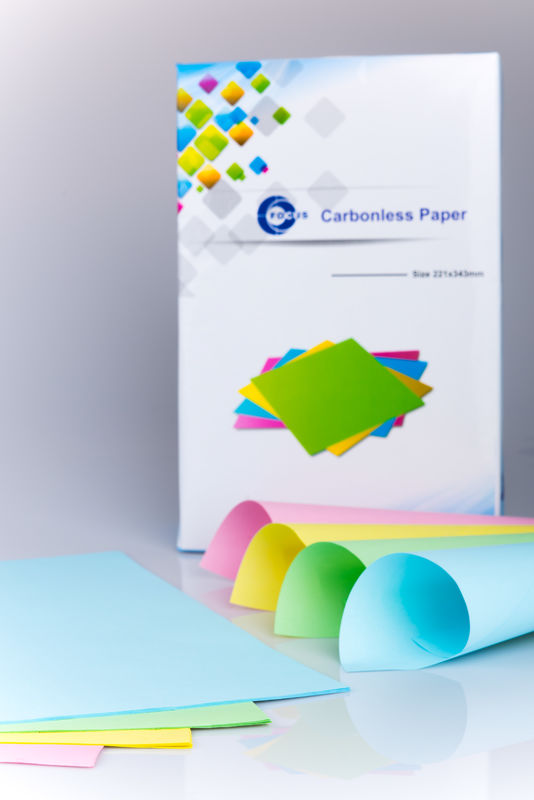 60gsm CFB CF NCR Paper For Laser Printers White Pink Yellow Carbonless Paper 65 X 100cm